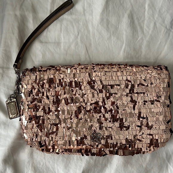 Coach Wristlet - Picture 1 of 4